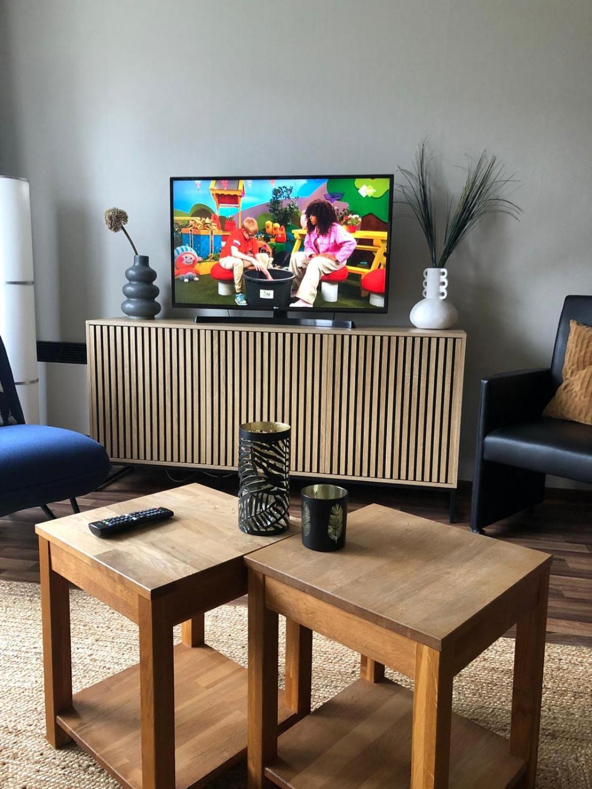 Appartement De Vrijbuiter, Resort Amelander Kaap Hollum  Esterno foto