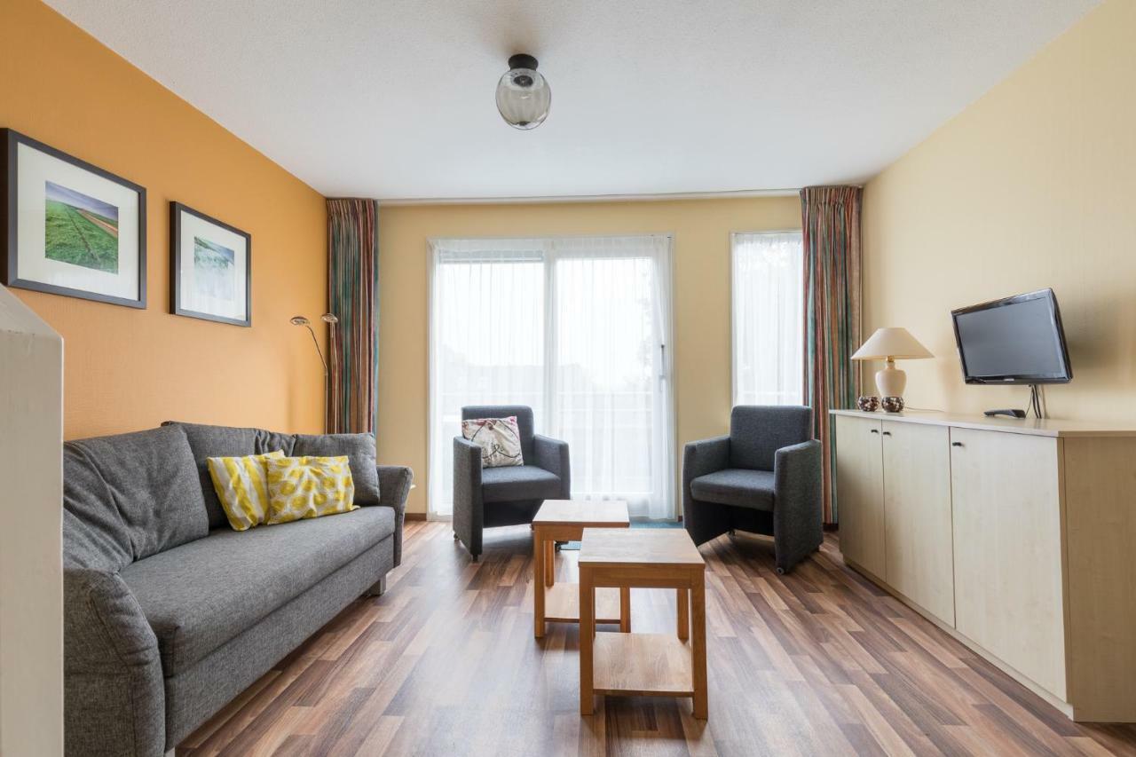 Appartement De Vrijbuiter, Resort Amelander Kaap Hollum  Esterno foto