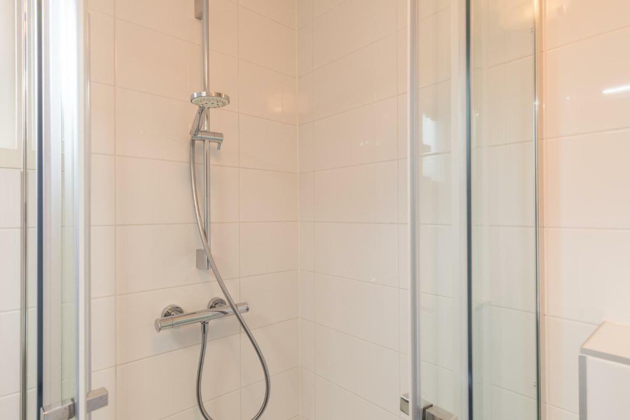 Appartement De Vrijbuiter, Resort Amelander Kaap Hollum  Esterno foto