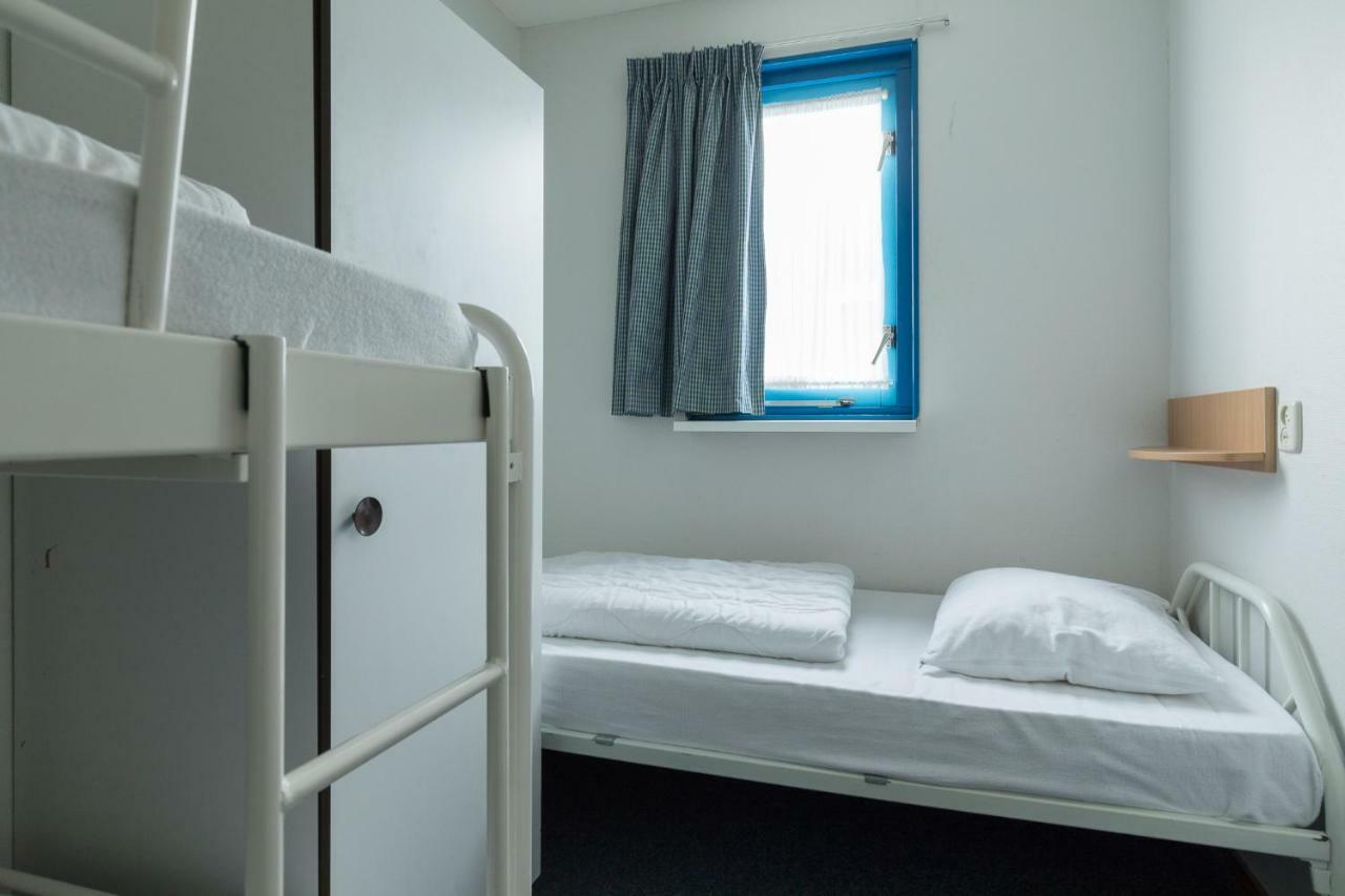 Appartement De Vrijbuiter, Resort Amelander Kaap Hollum  Esterno foto